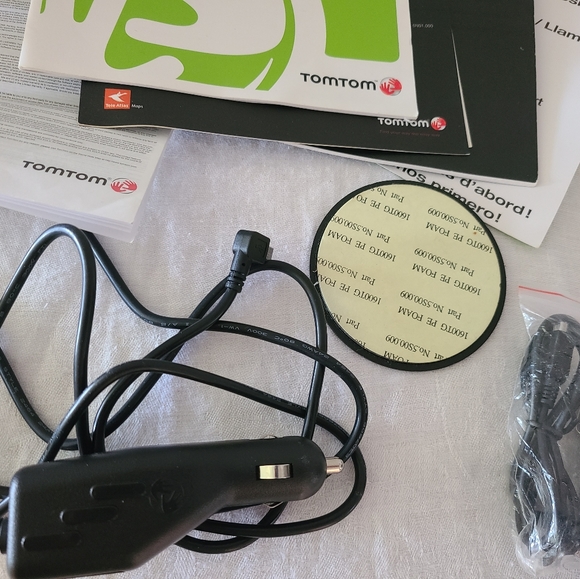 TomTom GPS - Picture 4 of 4